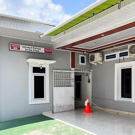 Hotel SPOT ON 2389 Kostel 99 Pangkal Pinang Exterior foto