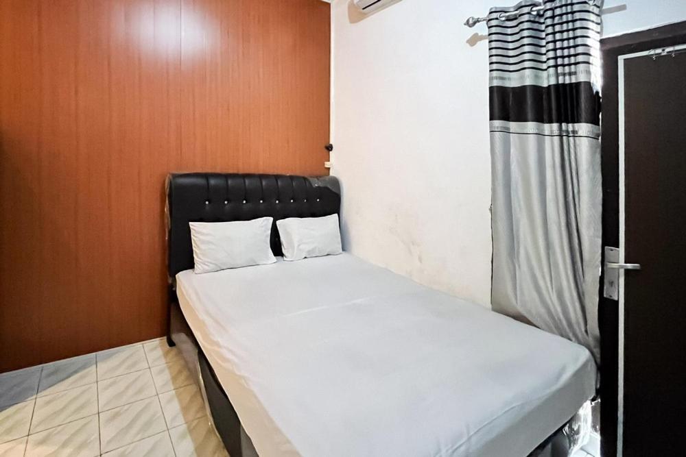 Hotel SPOT ON 2389 Kostel 99 Pangkal Pinang Exterior foto